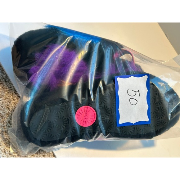 UGG Fluff Yeah Slide Slippers Rainbow Fur Black Pink Logo Womens Size 8 - Picture 8 of 8